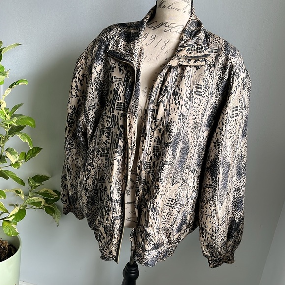 100% Silk Animal Print Zippered Jacket Shirt size large - Picture 1 of 9